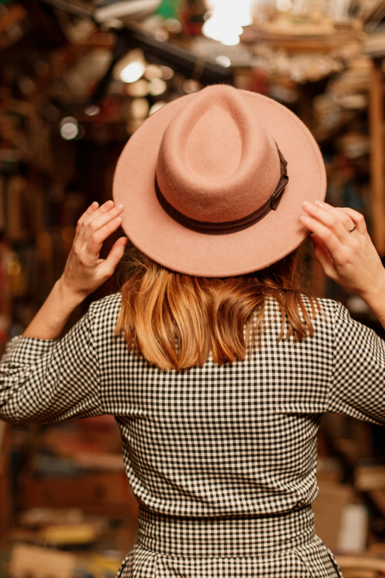 cozy mystery writing prompt